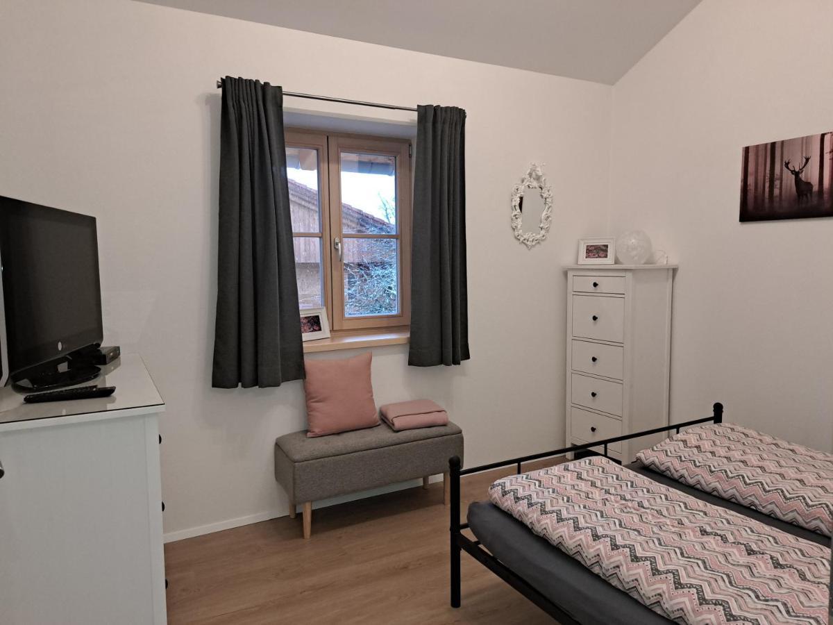 Ferienwohnung Zum Peterbauer Sachsenkam Exterior foto